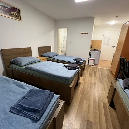 Malata Homes * 布达佩斯
