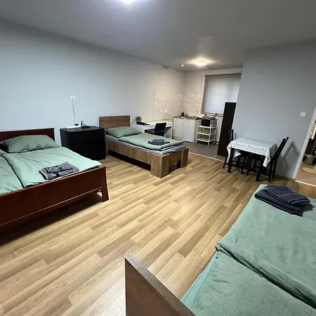 アパート Malata Homes *